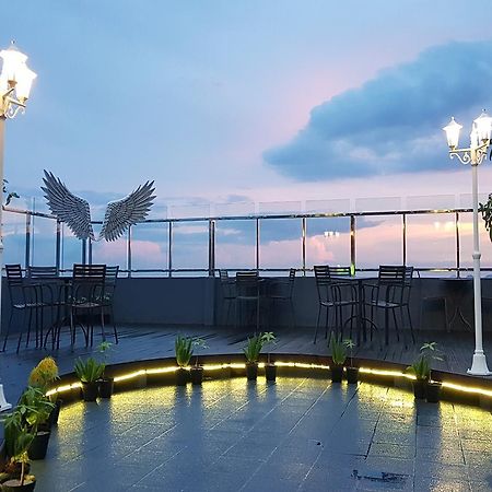 Aston Lampung City Hotel Bandar Lampung Eksteriør billede
