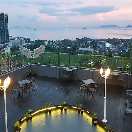 Aston Lampung City Hotel Bandar Lampung Eksteriør billede
