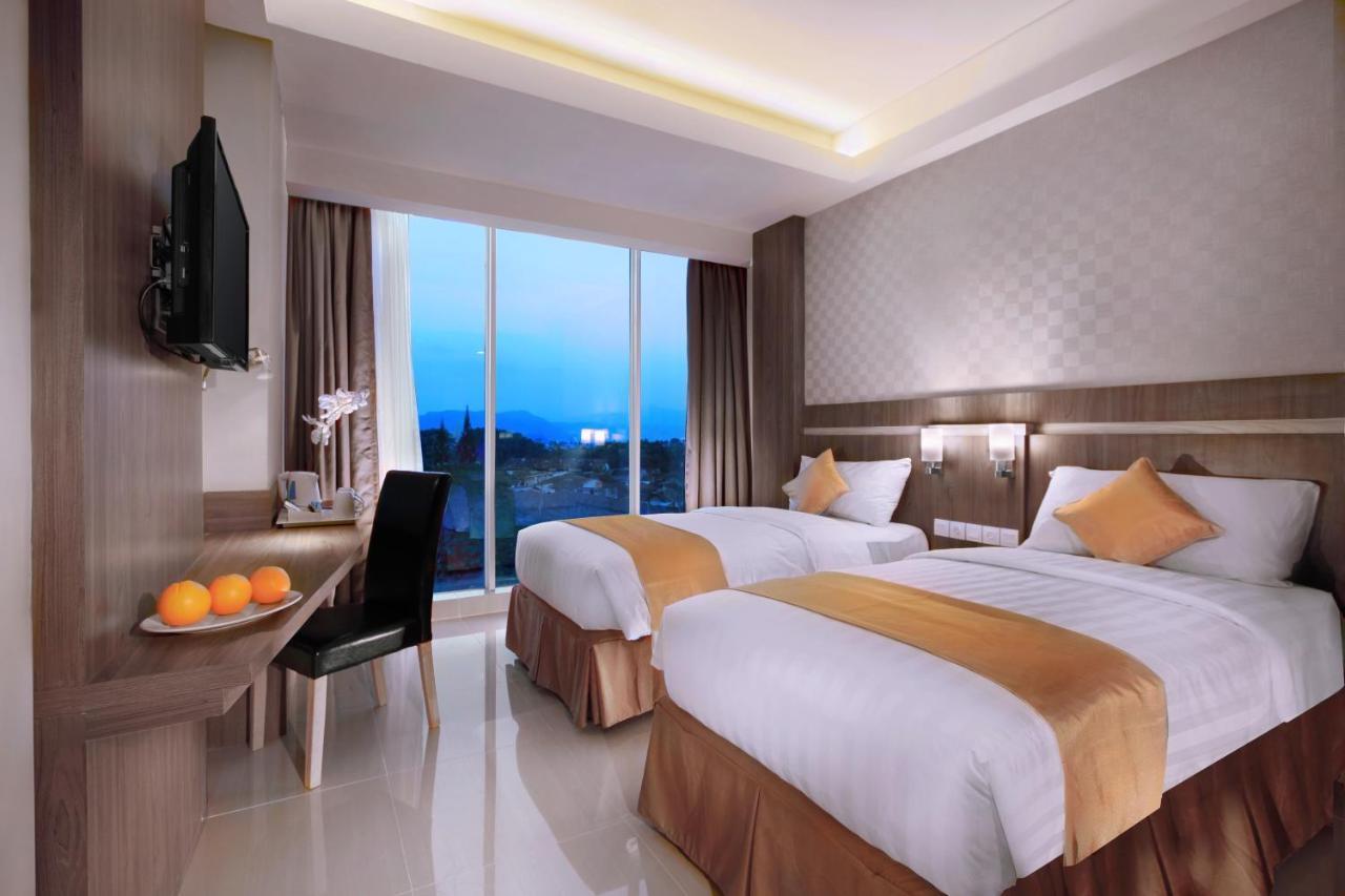Aston Lampung City Hotel Bandar Lampung Eksteriør billede