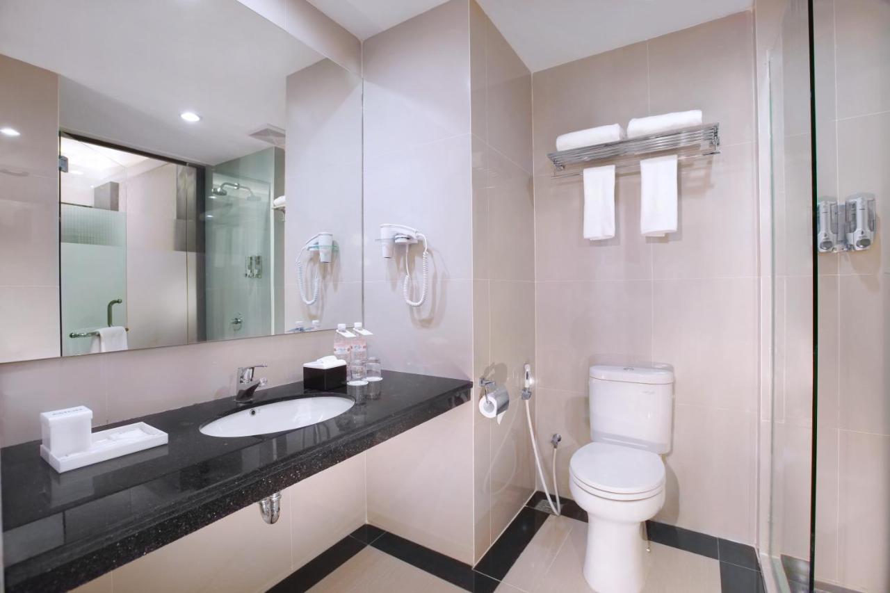 Aston Lampung City Hotel Bandar Lampung Eksteriør billede