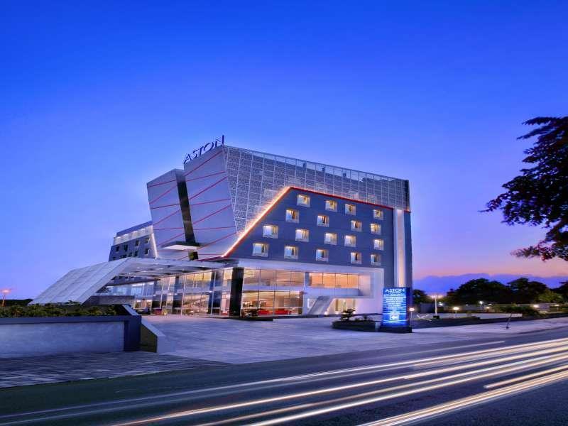 Aston Lampung City Hotel Bandar Lampung Eksteriør billede