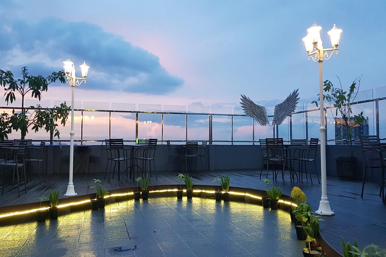 Aston Lampung City Hotel Bandar Lampung Eksteriør billede